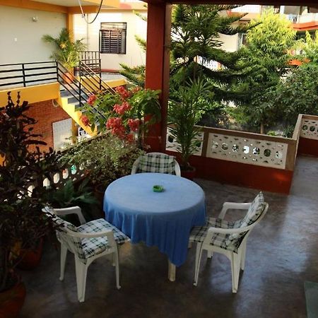 New Tourist Guest House 포카라 외부 사진