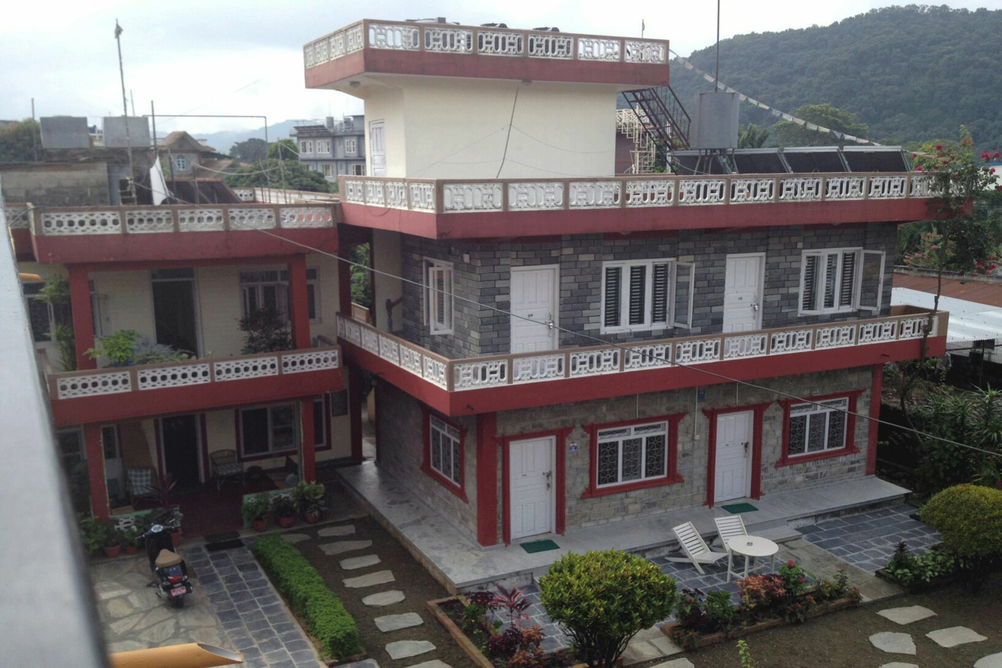 New Tourist Guest House 포카라 외부 사진