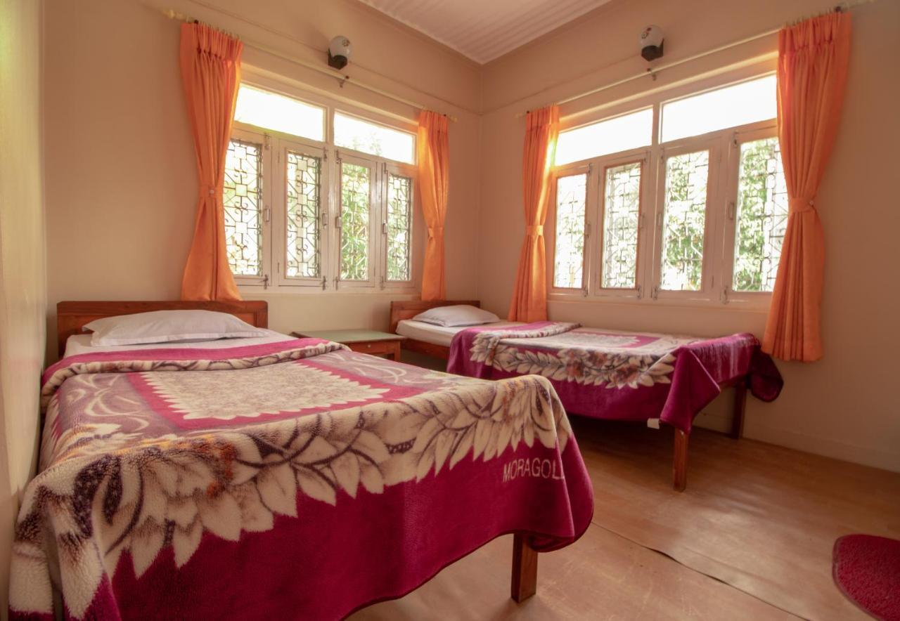New Tourist Guest House 포카라 외부 사진